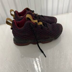 Nike Kids Black and Burgundy Sneakers size 2Y lebron